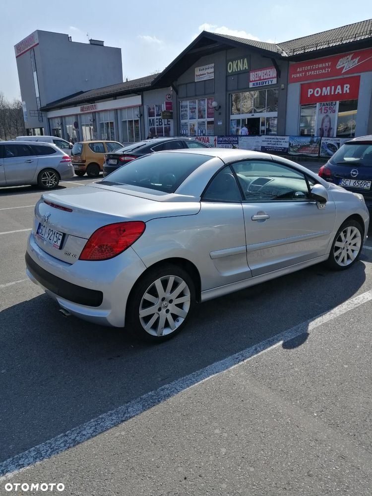 Peugeot 207 CC - 1