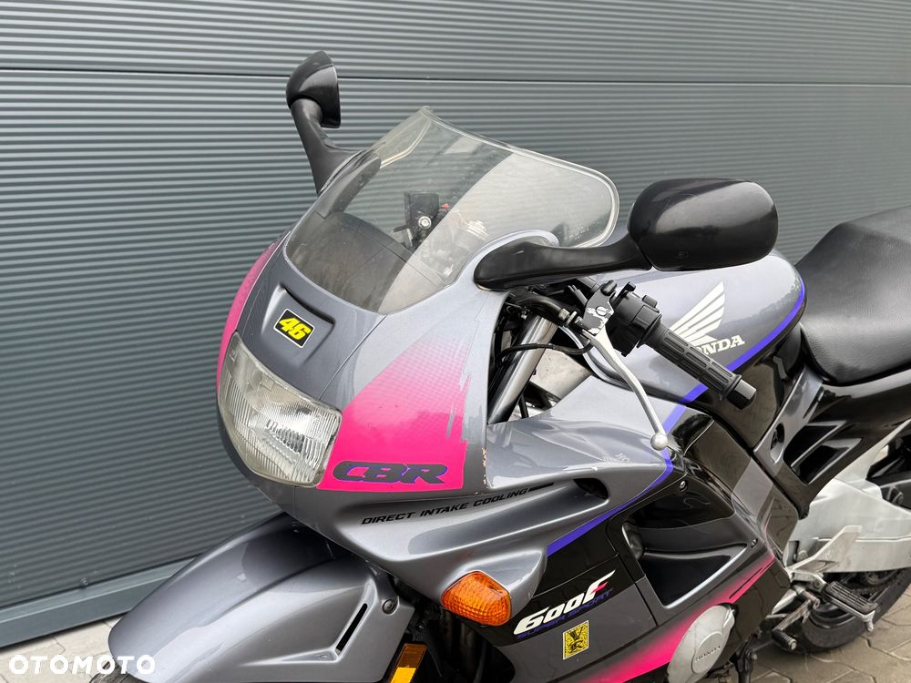 Honda CBR - 16