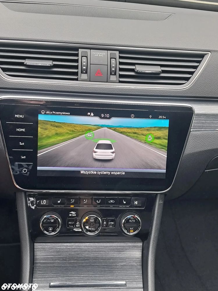Skoda Superb 2.0 TDI DSG Premium Edition - 24