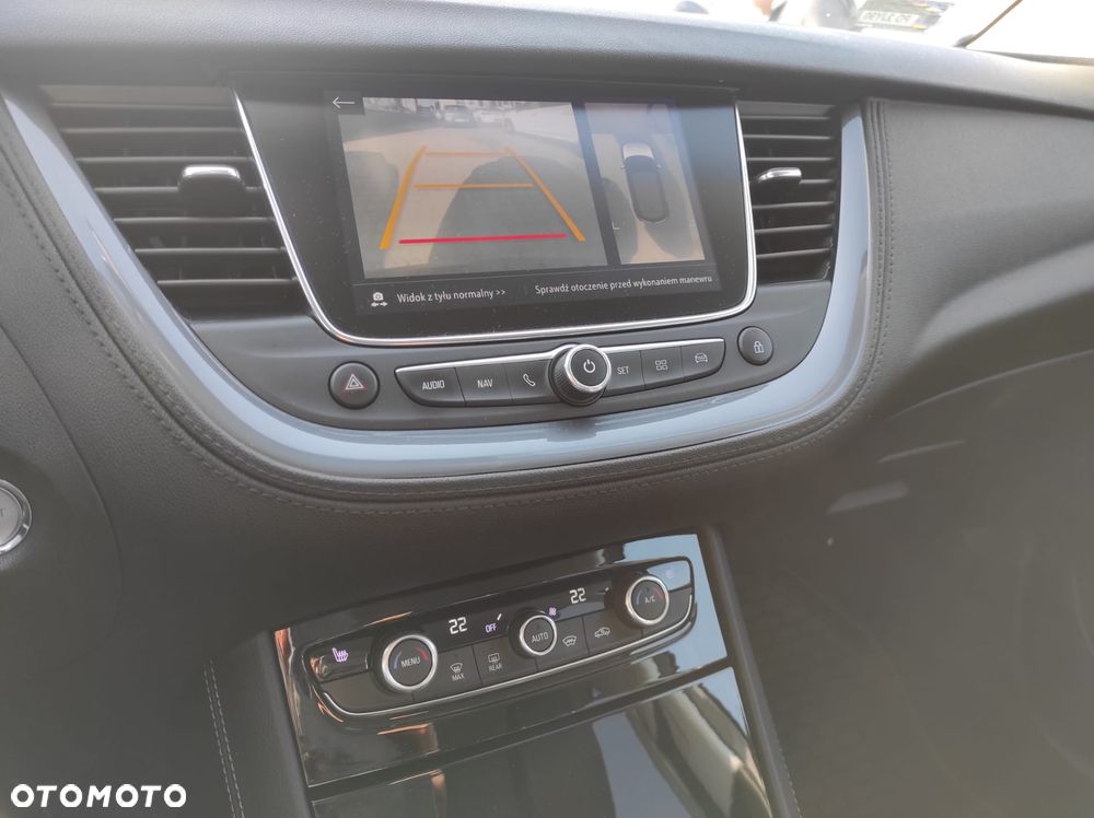 Opel Grandland X 1.2 T Ultimate S&S - 8