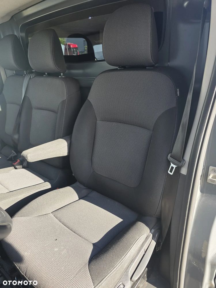 Renault Trafic - 12