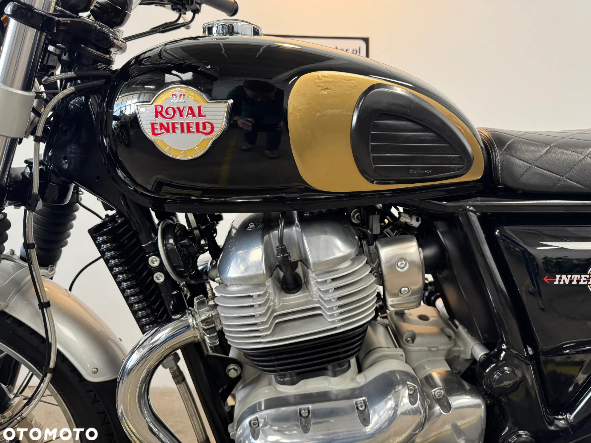 Royal Enfield Interceptor - 22
