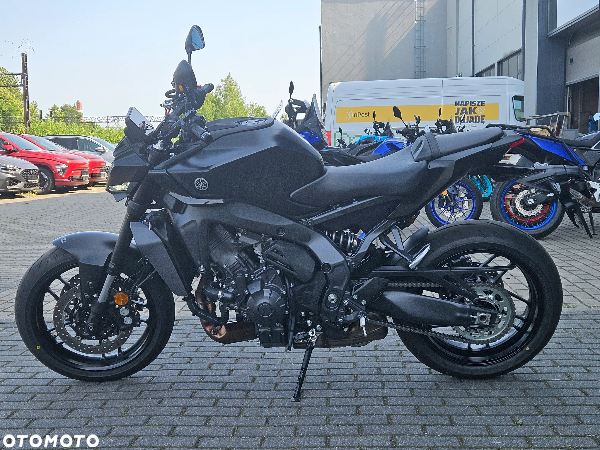 Yamaha MT - 9