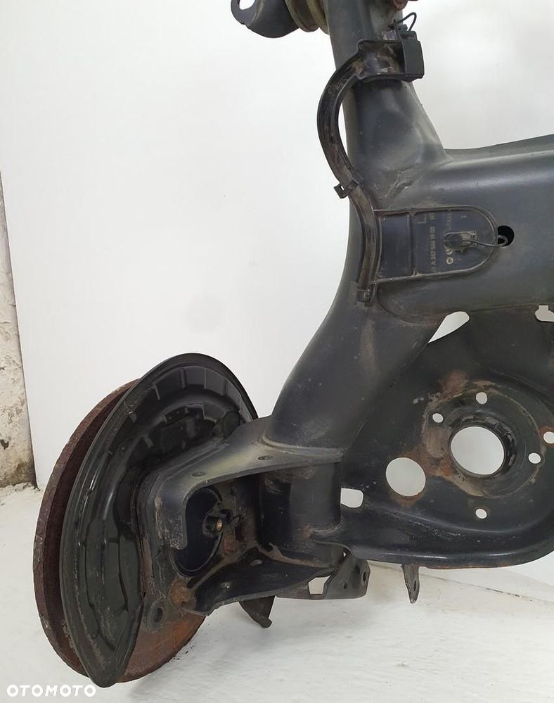 WÓZEK BELKA OŚ ZAWIESZENIA TYŁ MERCEDES W177 - 6