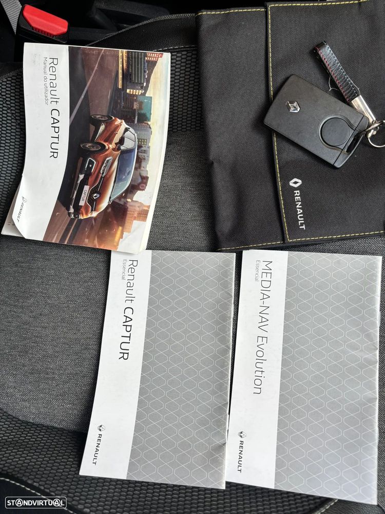 Renault Captur 1.5 dCi Exclusive XMOD EDC - 21