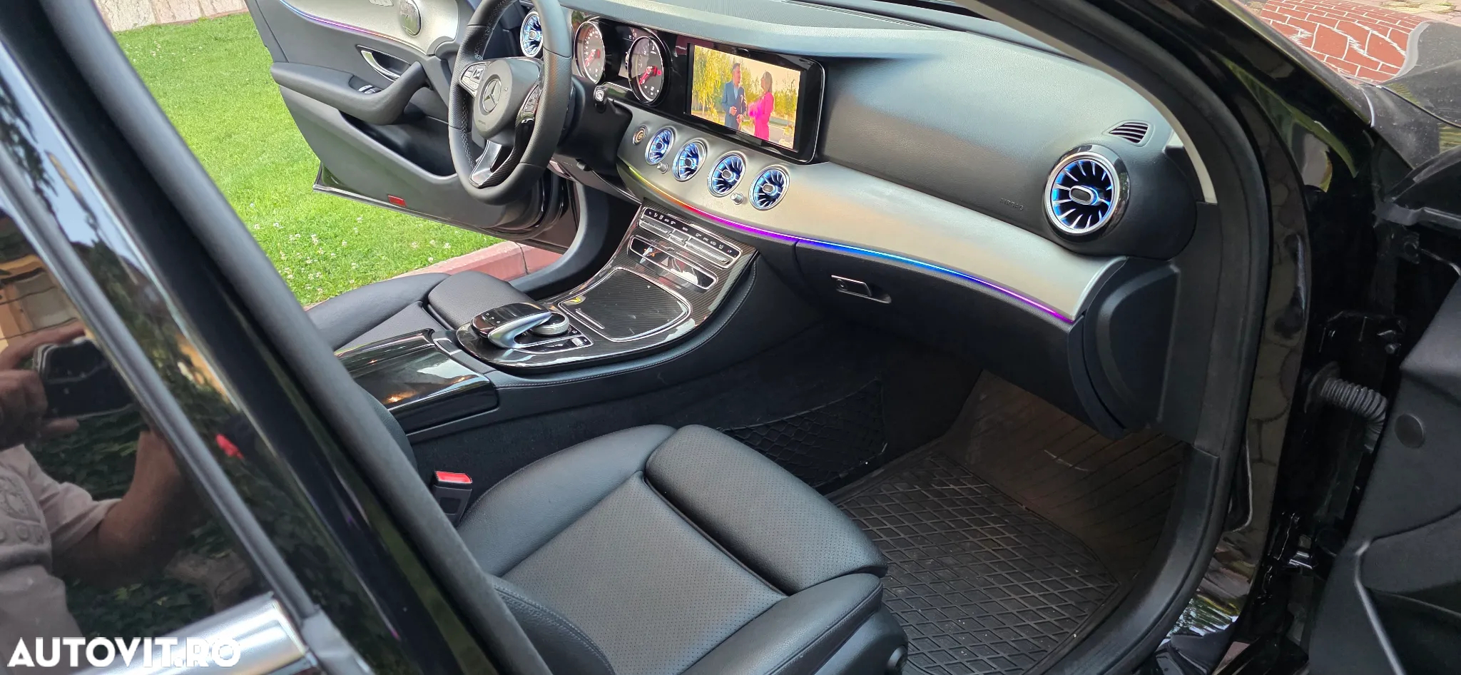 Mercedes-Benz E 200 d 9G-TRONIC AMG Line - 12