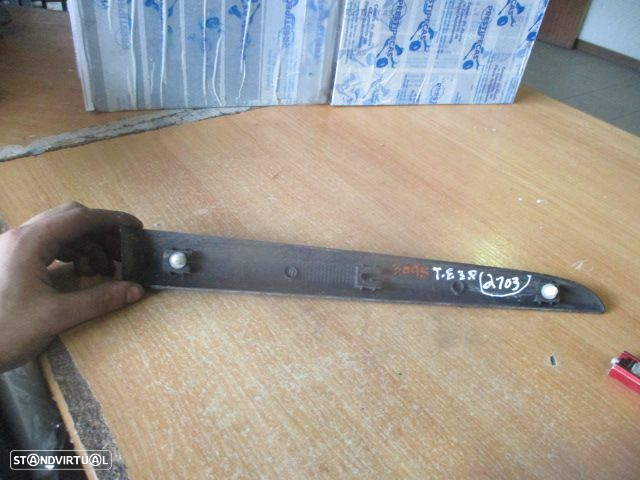 Grelha Friso 8200289931C RENAULT CLIO 3 2008 1.5Dci   3P   TE MOLDURA DA PORTA - 2