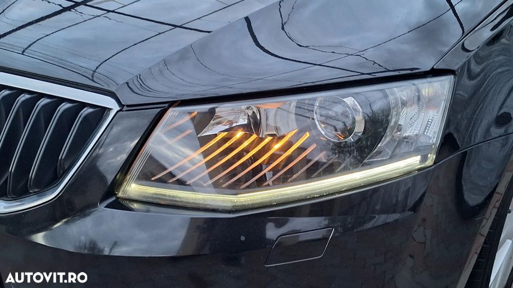 Skoda Octavia 2.0 TDI Green tec DSG Elegance - 12