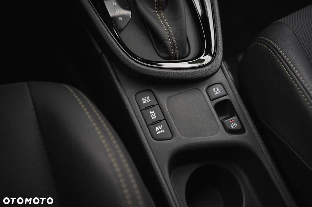 Toyota Yaris Cross - 21