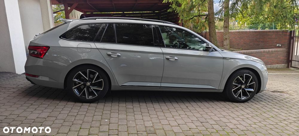 Skoda Superb 2.0 TDI SCR 4x4 Sportline DSG - 15