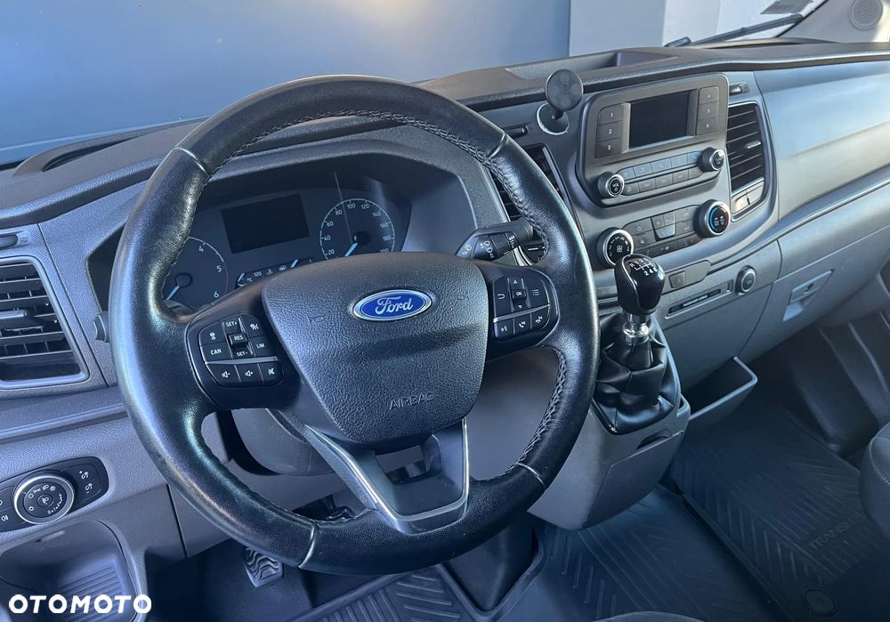 Ford Transit - 10