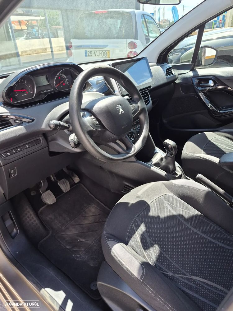 Peugeot 208 1.6 e-HDi Active 95g - 14