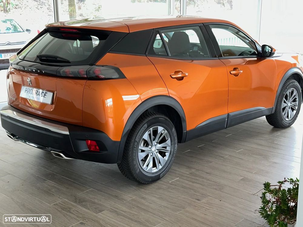 Peugeot 2008 1.2 PureTech Active Pack EAT8 - 4