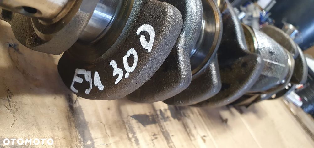 Wał korbowy silnika nominalny BMW 3 E90 E91 3.0D 7792608 - 9