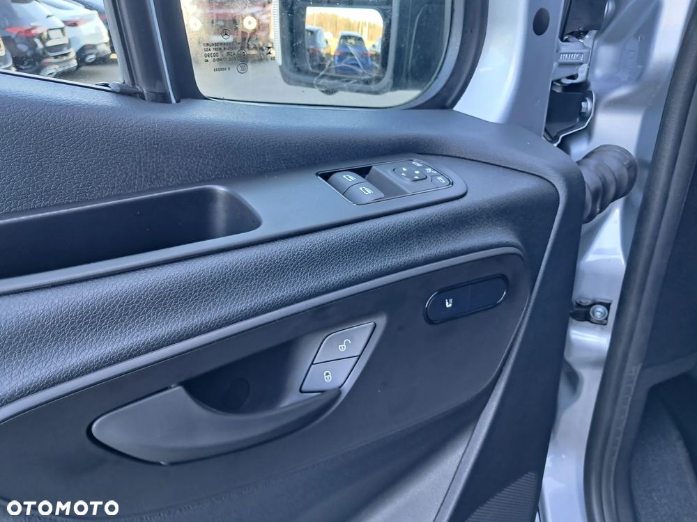Mercedes-Benz SPRINTER - 18