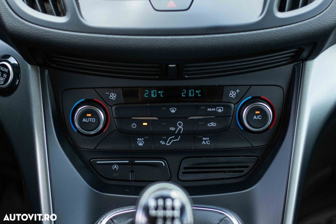 Ford Kuga - 39