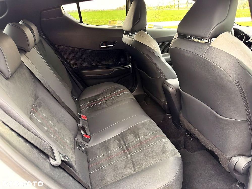 Toyota C-HR 2.0 Hybrid Dynamic Force GR Sport - 26