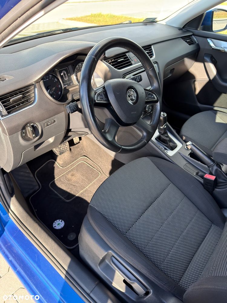 Skoda Octavia 1.4 TSI Ambition DSG - 28