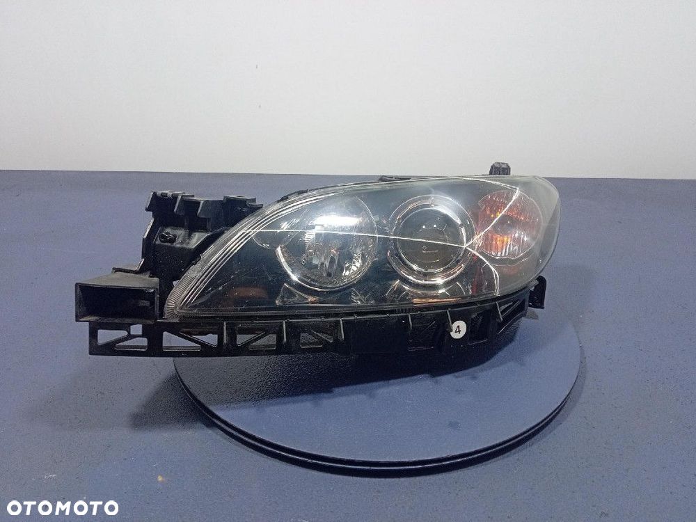 MAZDA 3 BK 03-06 REFLEKTOR LEWY LAMPA PRZÓD  STANLEY P2958L - 1