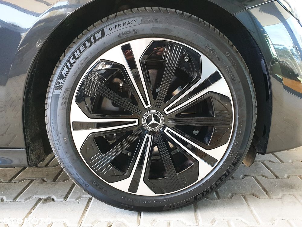 Mercedes-Benz Klasa E 220 d mHEV Avantgarde 9G-Tronic - 21
