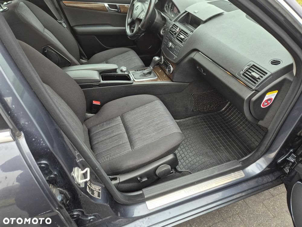 Mercedes-Benz Klasa C - 17