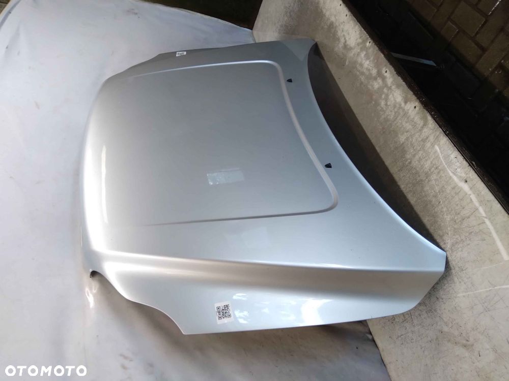 $ MASKA POKRYWA SILNIKA DO VOLVO XC90 426-26 SREBRNY - 2