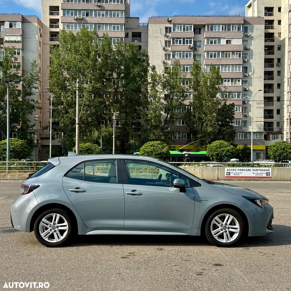 Toyota Corolla 1.8 Business Edition - 6