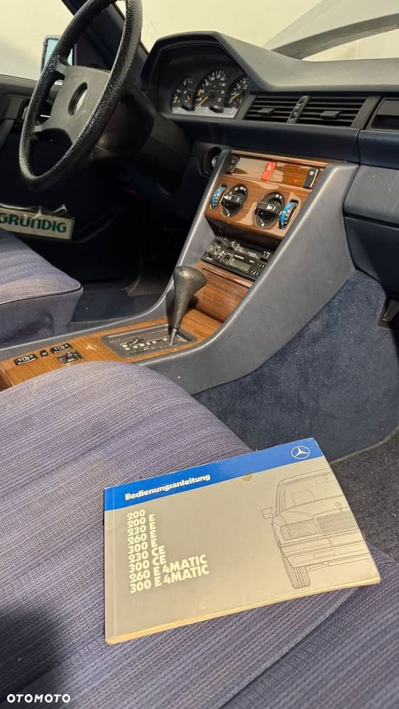 Mercedes-Benz W124 (1984-1993) - 35