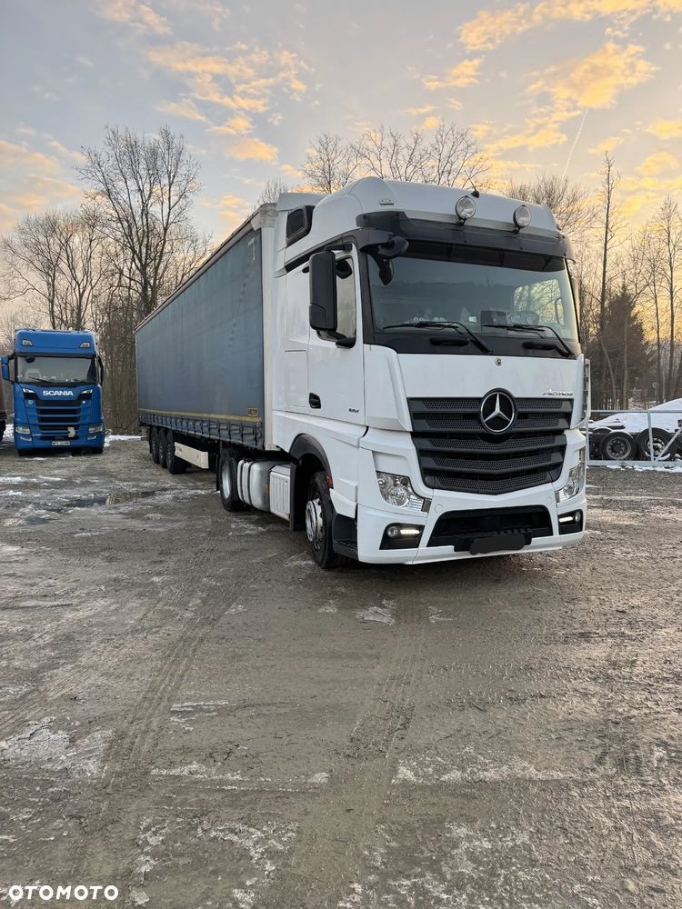 Mercedes-Benz Actros - 4