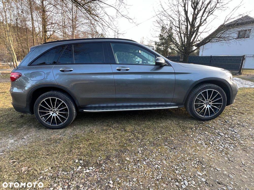 Mercedes-Benz GLC 300 4Matic 9G-TRONIC - 7