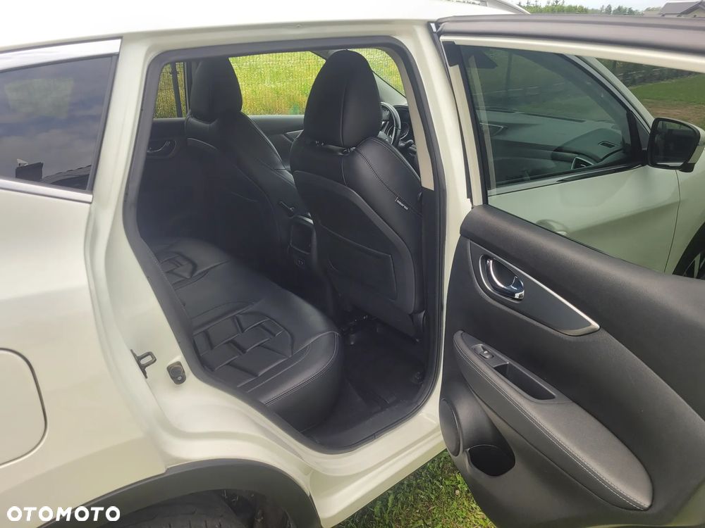 Nissan Qashqai 1.3 DIG-T Acenta DCT - 6