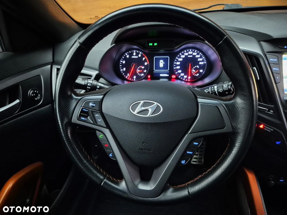 Hyundai Veloster 1.6 Turbo Matt Finish - 22