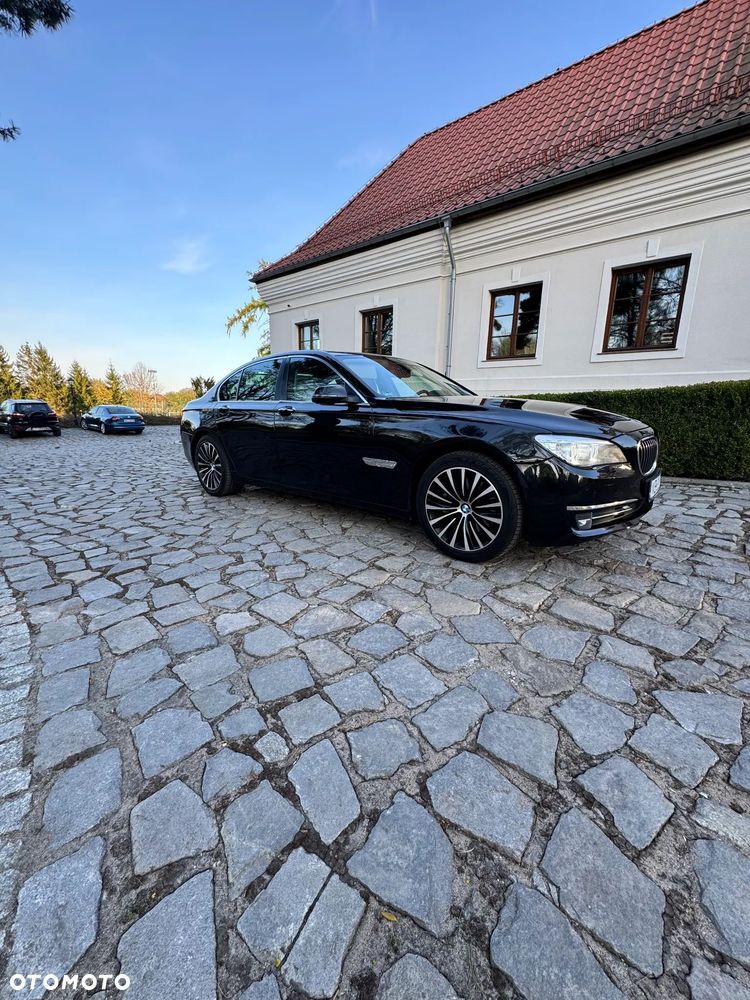 BMW Seria 7 730Ld BluePerformance Edition Exclusive - 3