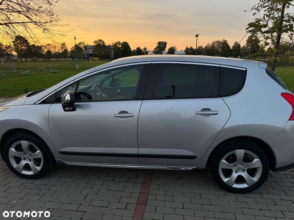 Peugeot 3008 2.0 HDi Allure - 8