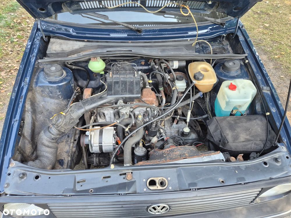 Volkswagen Golf - 18