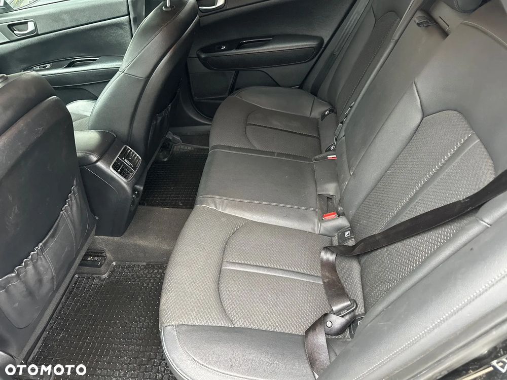 Kia Optima 1.6 T-GDI L DCT - 36