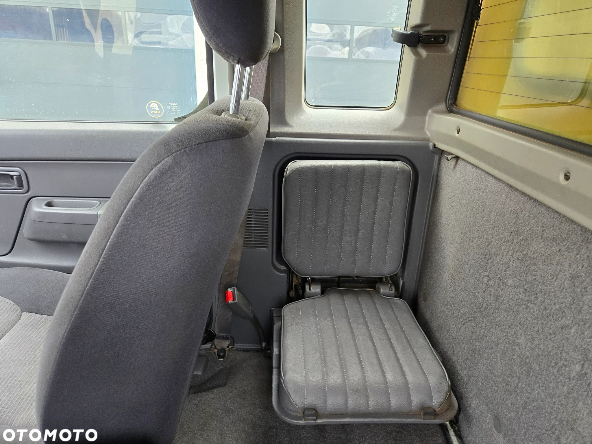 Nissan Pickup 2.5 TDi Base - 12