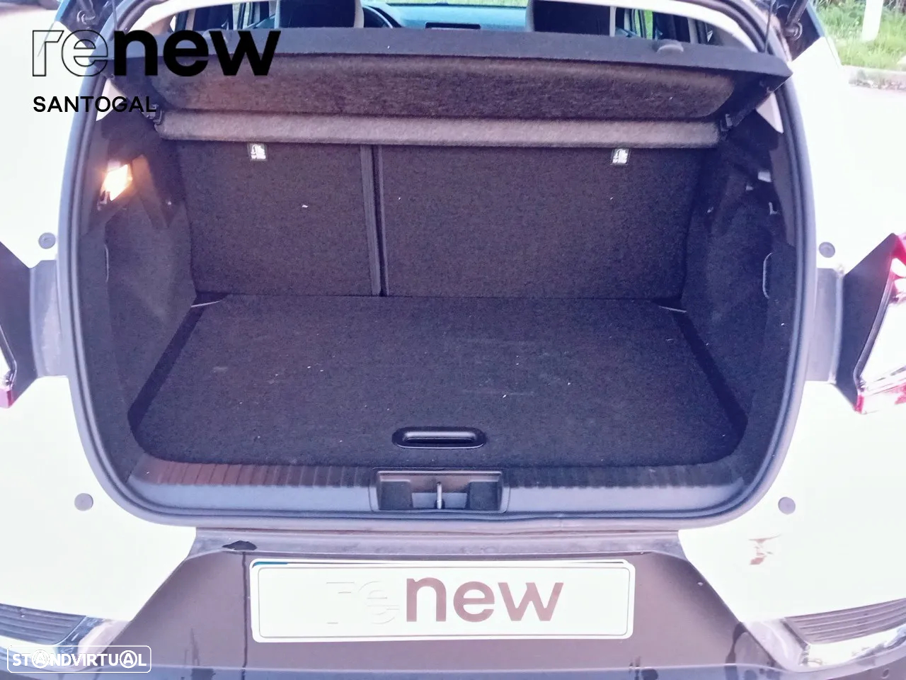 Renault Captur 1.0 TCe Techno Bi-Fuel - 4