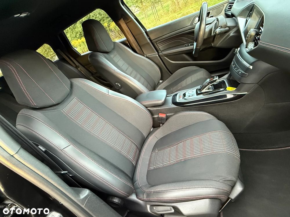 Peugeot 308 1.5 BlueHDi GT S&S EAT8 - 22