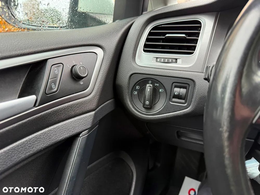 Volkswagen Golf VII 1.2 TSI BMT Trendline EU6 - 38