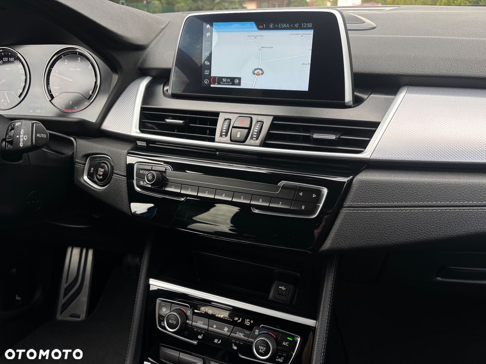 BMW Seria 2 220d xDrive Sport-Aut M Sport - 31