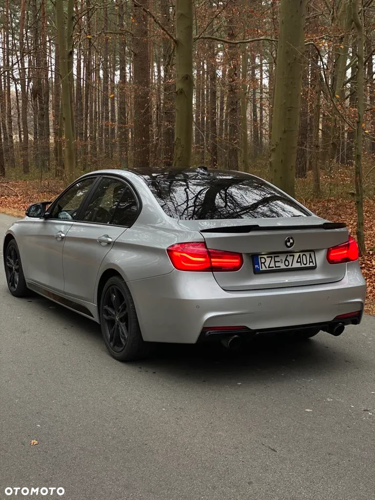 BMW Seria 3 320d - 5