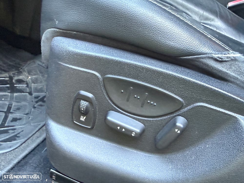 Renault Grand Scénic Energy dCi 130 Euro 6 S&S Bose Edition - 26