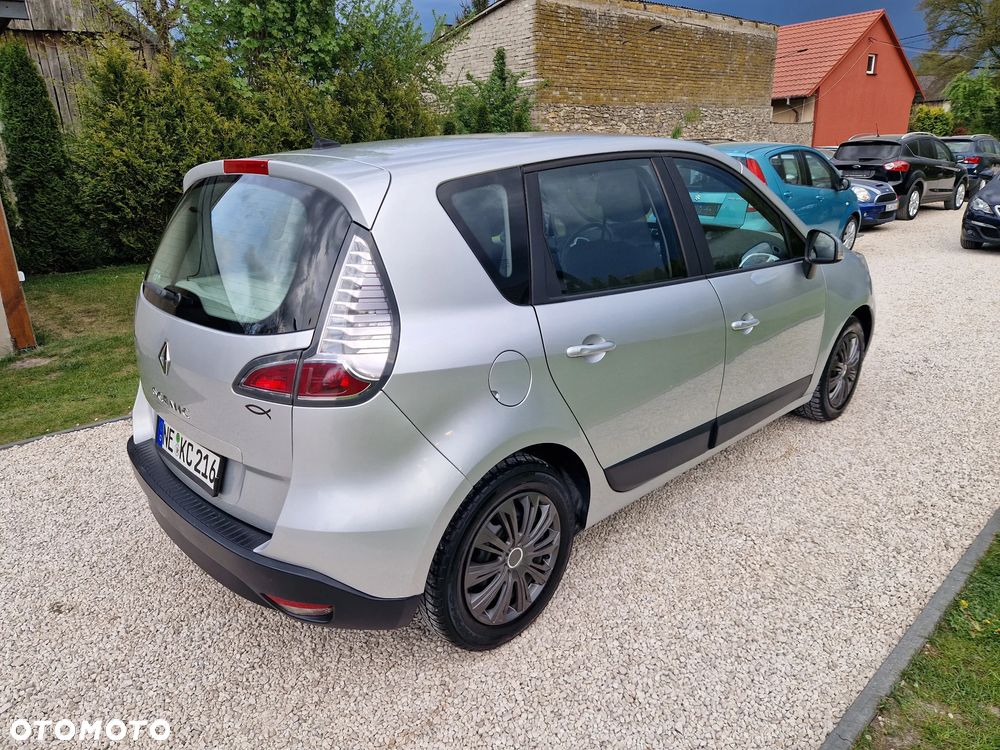 Renault Scenic 1.6 16V 110 TomTom Edition - 17