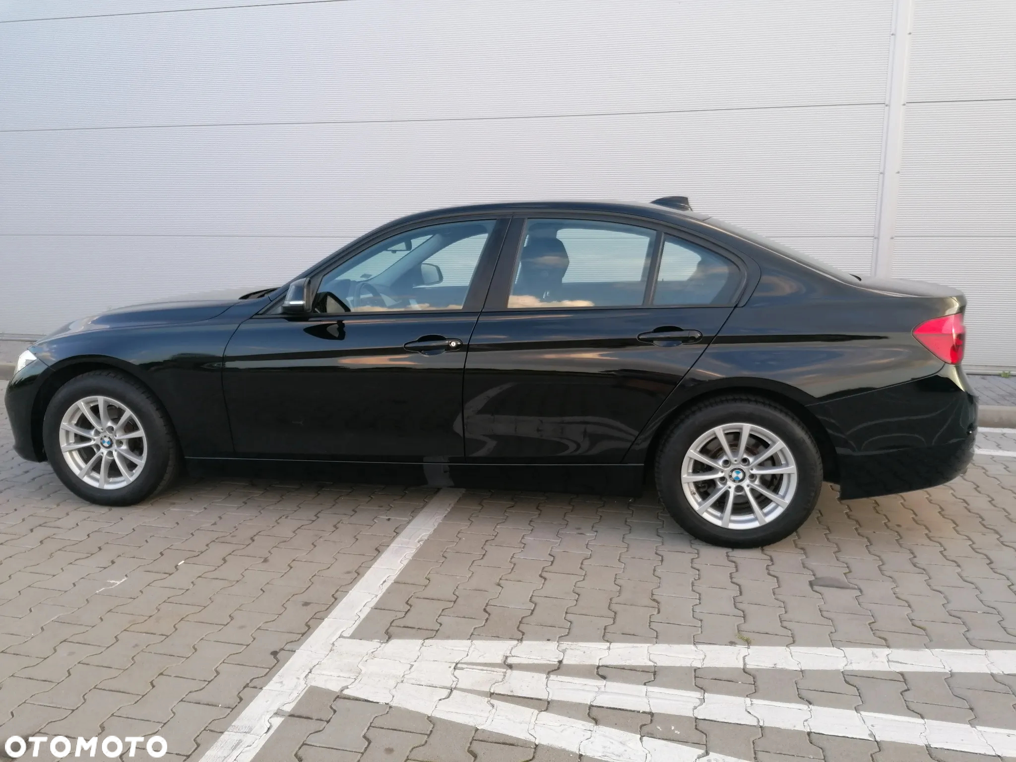 BMW Seria 3 318i Advantage - 3