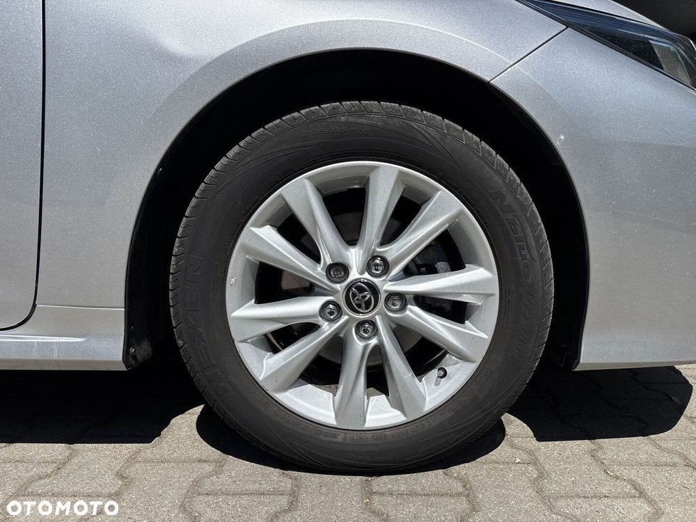 Toyota Corolla 1.8 Hybrid Comfort - 38
