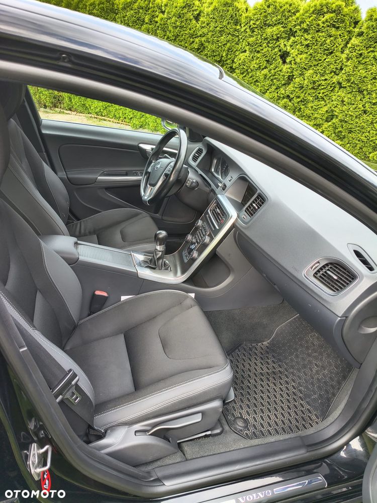 Volvo V60 D3 Summum - 6
