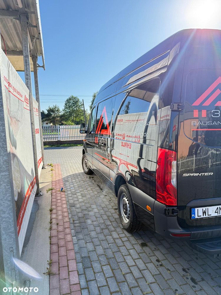 Mercedes-Benz Sprinter - 7