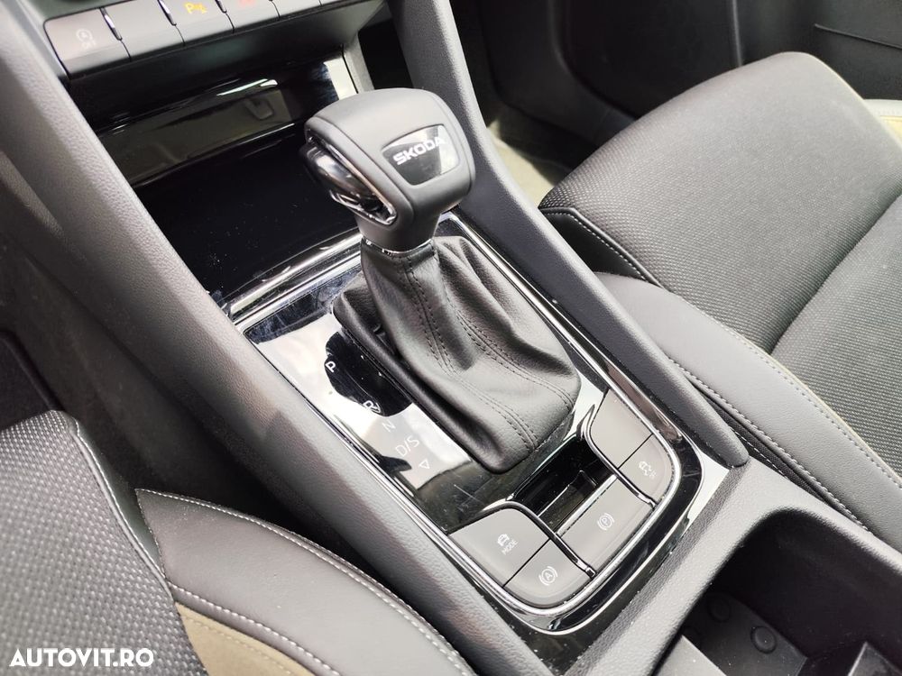 Skoda Karoq 1.5 TSI DSG Selection - 24