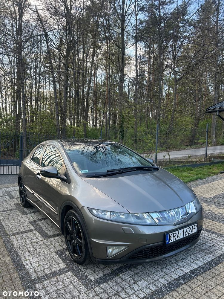 Honda Civic 1.8 Executive - 2
